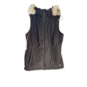 Mountain hard wear vest